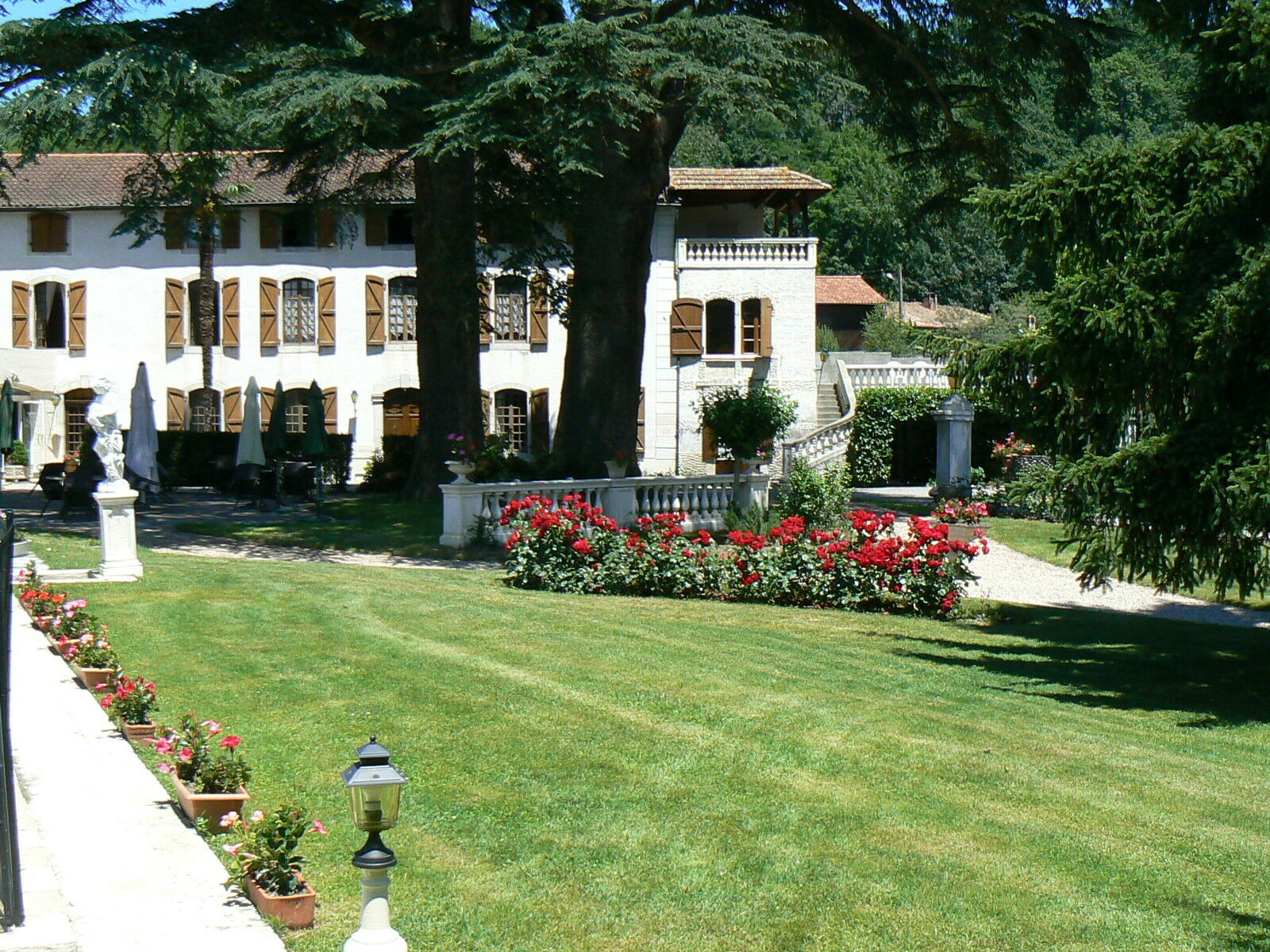 Hostellerie Des Cedres Villeneuve-de-Rivière Екстериор снимка